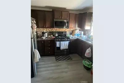 7560 Woodman Pl Spc#52, Van Nuys, CA 91405 - Photo 7