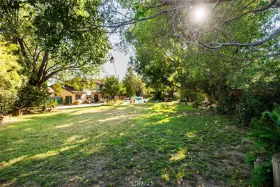 10052 Nita, Chatsworth, CA 91311 - Photo 7