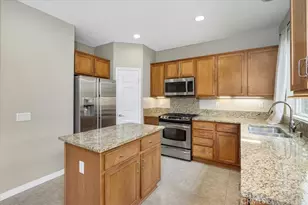28721 Coal Mountain Ct, Valencia, CA 91354 - Photo 17