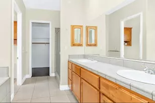 9813 Fitzgerald, Bakersfield, CA 93311 - Photo 11