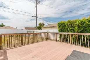1926 Thoreau St, Los Angeles, CA 90047 - Photo 29