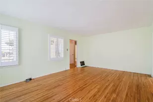 1926 Thoreau St, Los Angeles, CA 90047 - Photo 15