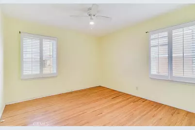 1926 Thoreau Street, Los Angeles, CA 90047 - Photo 21