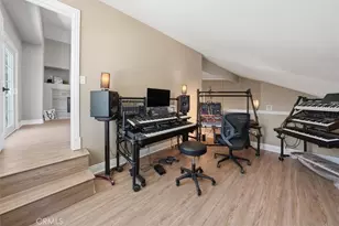 23707 Bluestone, Valencia, CA 91354 - Photo 45