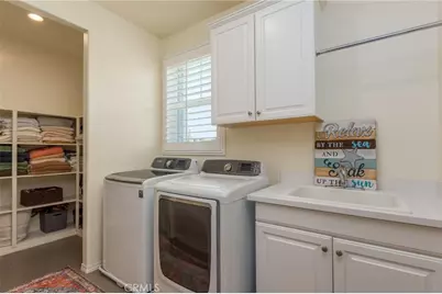 231 Sequoia Avenue, Simi Valley, CA 93065 - Photo 37