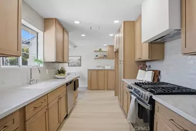 15852 Bryant Street, North Hills, CA 91343 - Photo 9