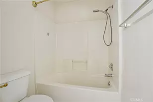 21117 Oakleaf Canyon Dr, Newhall, CA 91321 - Photo 29