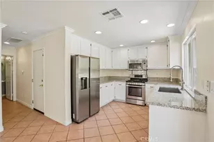 21117 Oakleaf Canyon Dr, Newhall, CA 91321 - Photo 17