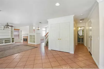 21117 Oakleaf Canyon Drive, Newhall, CA 91321 - Photo 13
