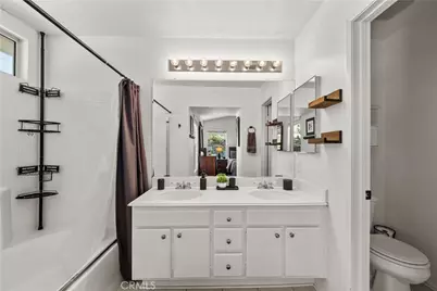 14651 Laurel Court, Canyon Country, CA 91387 - Photo 19