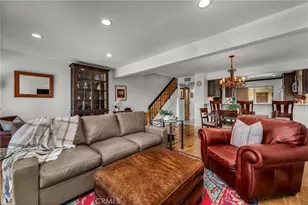 21555 Burbank Blvd, Woodland Hills, CA 91367 - Photo 5