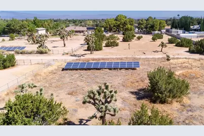 2017 W Avenue O4, Palmdale, CA 93551 - Photo 37