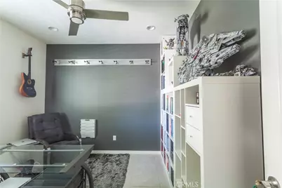 28502 Vista Del Rio, Valencia, CA 91354 - Photo 13