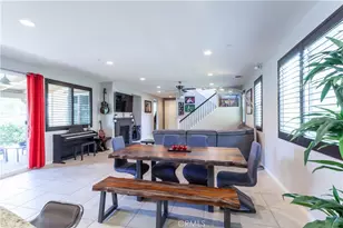 28502 Vista Del Rio, Valencia, CA 91354 - Photo 9