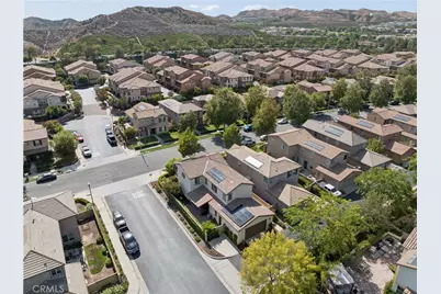 28502 Vista Del Rio, Valencia, CA 91354 - Photo 43