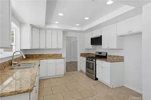 42900 Staffordshire Dr, Lancaster, CA 93534 - Photo 13