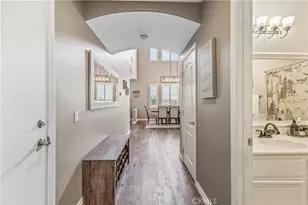 27730 Mariposa Ln, Castaic, CA 91384 - Photo 13