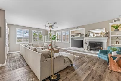 27730 Mariposa Ln, Castaic, CA 91384 - Photo 19