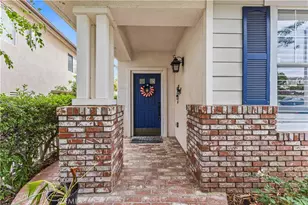 27730 Mariposa Ln, Castaic, CA 91384 - Photo 3