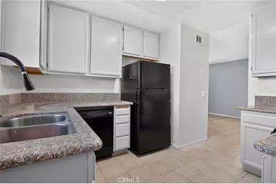 2260 E Avenue Q4, Palmdale, CA 93550 - Photo 9