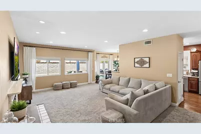 22711 Boxwood, Saugus, CA 91390 - Photo 3