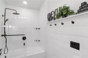 22711 Boxwood, Saugus, CA 91390 - Photo 11
