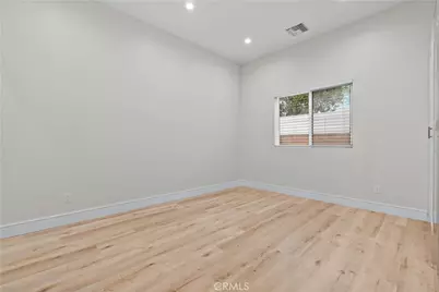 15952 Simonds Street, Granada Hills, CA 91344 - Photo 37