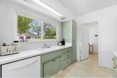 1152 Northwestern Drive, Claremont, CA 91711 - Photo 13