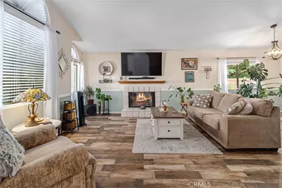 42966 Pearlwood Drive, Lancaster, CA 93536 - Photo 5