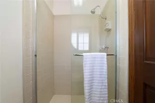 3003 Mesa Verde Dr, Burbank, CA 91504 - Photo 45
