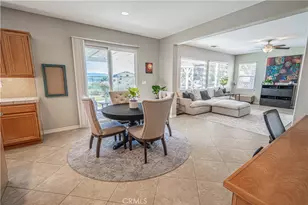 28076 Bridlewood Dr, Castaic, CA 91384 - Photo 11