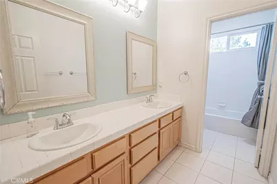 28076 Bridlewood Drive, Castaic, CA 91384 - Photo 27
