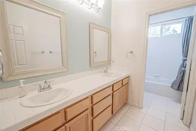 28076 Bridlewood, Castaic, CA 91384 - Photo 27