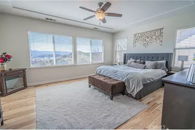 28076 Bridlewood Drive, Castaic, CA 91384 - Photo 21