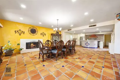 552 Pepper, Bakersfield, CA 93307 - Photo 9