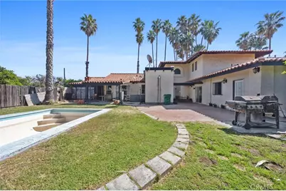 552 Pepper, Bakersfield, CA 93307 - Photo 43