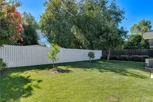 6213 Lubao, Woodland Hills, CA 91367 - Photo 33