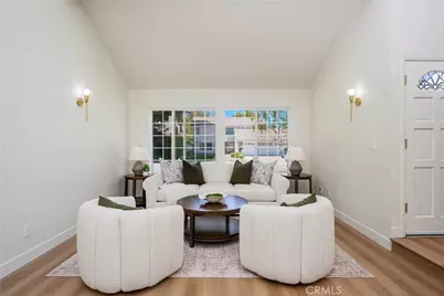 25660 Lochmoor Road, Valencia, CA 91355 - Photo 11