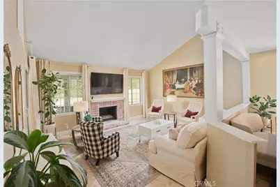 10057 Hillview, Chatsworth, CA 91311 - Photo 11