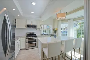 10057 Hillview, Chatsworth, CA 91311 - Photo 3