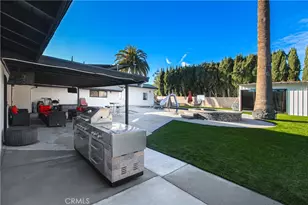 19501 Vintage St, Northridge, CA 91324 - Photo 43