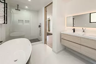 5134 Medina, Woodland Hills, CA 91364 - Photo 29