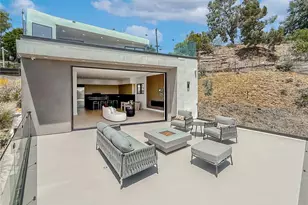 5134 Medina, Woodland Hills, CA 91364 - Photo 19