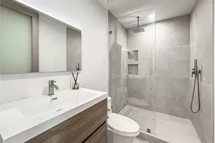 5134 Medina, Woodland Hills, CA 91364 - Photo 41