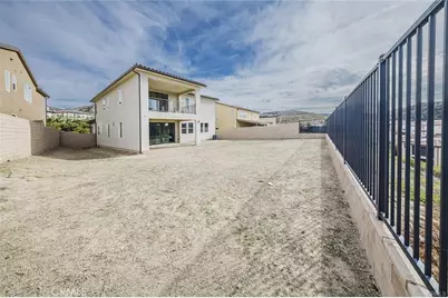 19032 Carranza, Saugus, CA 91350 - Photo 21