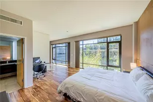 1111 S Grand Ave, Los Angeles, CA 90015 - Photo 29