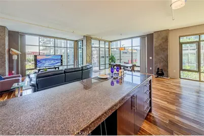 1111 S Grand Avenue #518, Los Angeles, CA 90015 - Photo 29