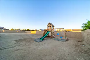 12961 Davona Dale, Apple Valley, CA 92308 - Photo 53