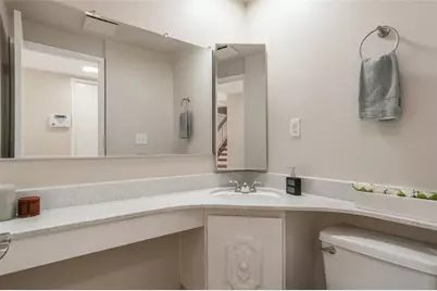22170 James Alan #3, Chatsworth, CA 91311 - Photo 13