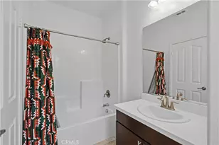 22604 Dragonfly Ct, Saugus, CA 91350 - Photo 15